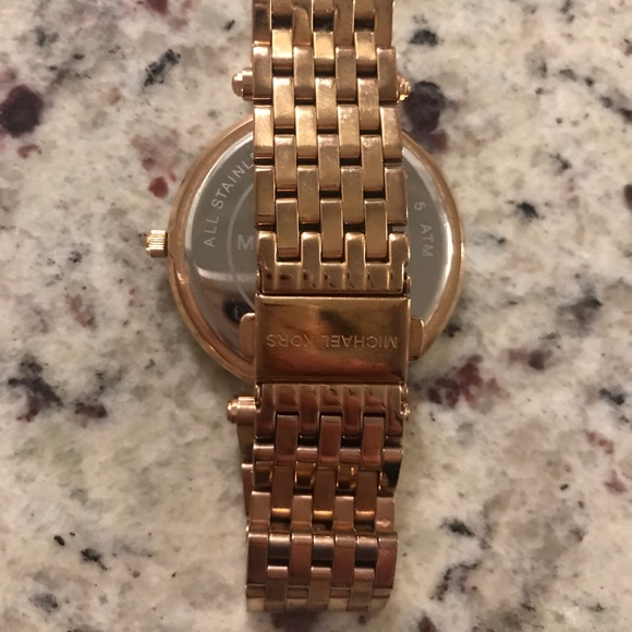 Michael Kors RoseGold Watch main image 4